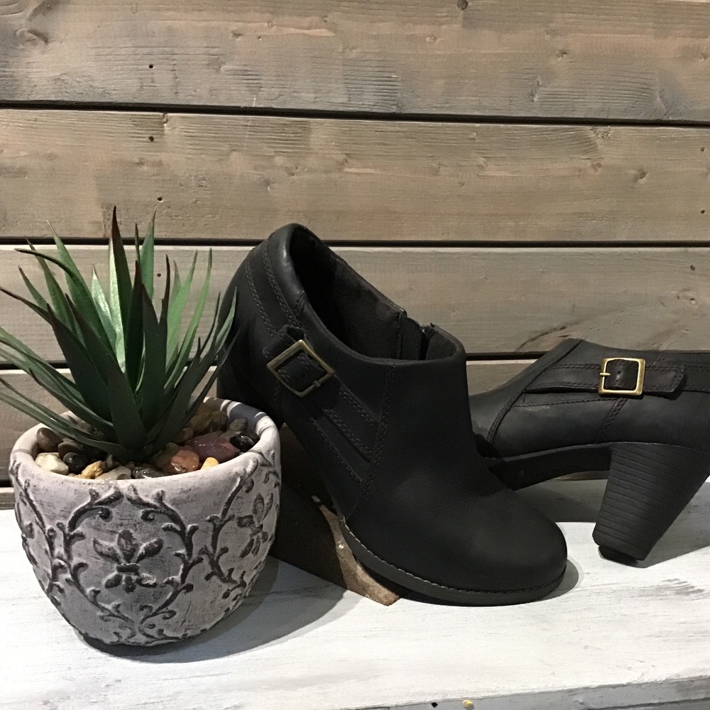 Clark Shoe